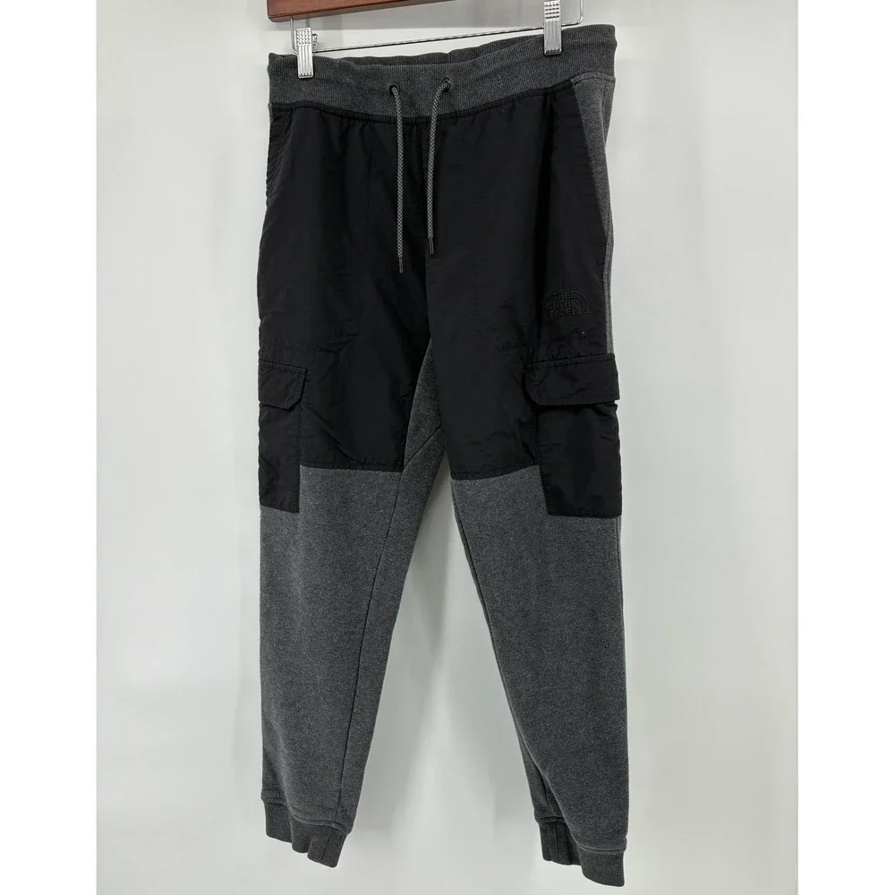 The North Face Mens Hybrid Cargo‎ Jogger Pants Grey Black Small NF0A5A7O